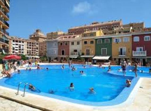 Valencia Beach Room With Private Bathroom Coliving Port Saplaya Esterno foto