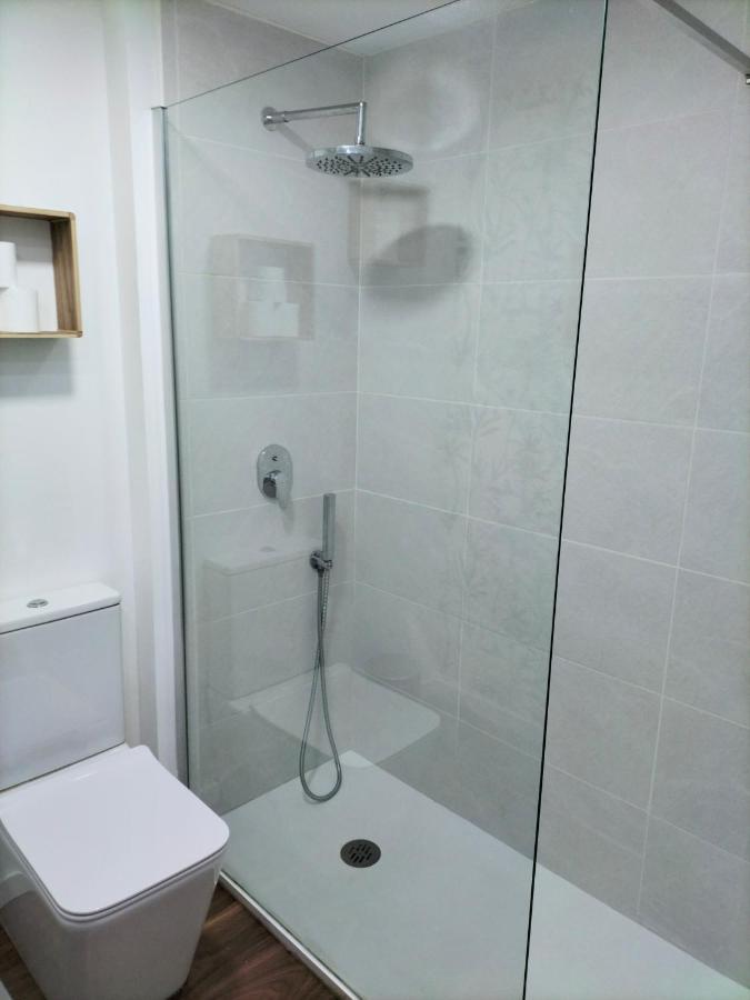 Valencia Beach Room With Private Bathroom Coliving Port Saplaya Esterno foto