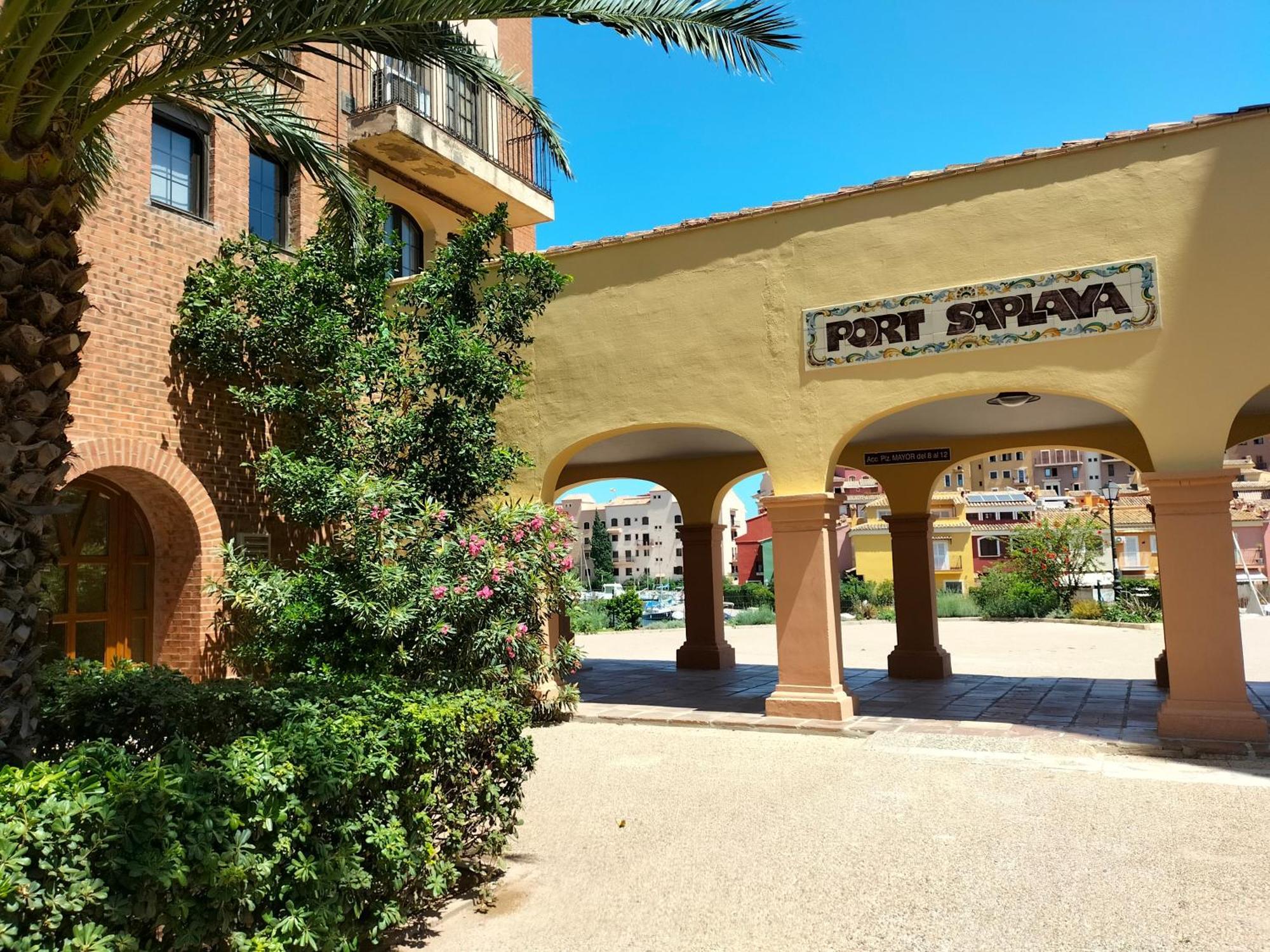 Valencia Beach Room With Private Bathroom Coliving Port Saplaya Esterno foto